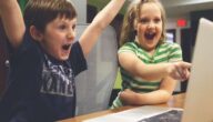 Den Schweißgeruch für Kinder loswerden Den Schweißgeruch für Kinder loswerden