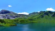 Regenbogenberge von China Was sind die Vorteile von Rosenwasser für die Brust