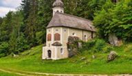 Wer hat die Menschen zur Pilgerfahrt des Hauses Gottes gerufen Wer hat die Menschen zur Pilgerfahrt des Hauses Gottes gerufen