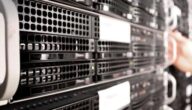 Was sind die Merkmale eines zentralisierten Verwaltungssystems Phasen der Internetentwicklung