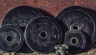Arten von Proteinen für Bodybuilding Stärkung der Rückenmuskulatur