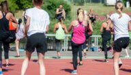 Übungen für die Hand Das ist die perfekte Uhrzeit für Sport, Koffein und Abendessen
