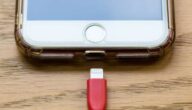 So laden Sie eine Autobatterie auf So laden Sie eine Autobatterie auf