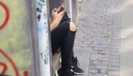 Das Phänomen der Ausbreitung des Rauchens bei Kindern und Jugendlichen Das Phänomen der Ausbreitung des Rauchens bei Kindern und Jugendlichen