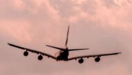 Flugzeugteile und -funktionen Flugzeugteile und -funktionen
