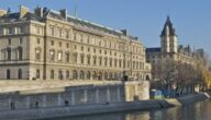 Rechte und Pflichten des Patienten Rechte und Pflichten des Patienten