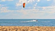 Wakeboarden: Quertreiber im Wasser Wakeboarden: Quertreiber im Wasser
