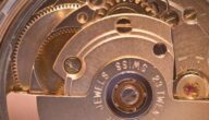 Wie man ein automatisches Auto fährt Wie man ein automatisches Auto fährt