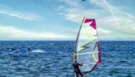 Windsurfen: Jäger des Sturms Windsurfen: Jäger des Sturms