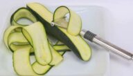 Gesunde Zucchini-Pfannkuchen ohne Mehl Gesunde Zucchini-Pfannkuchen ohne Mehl